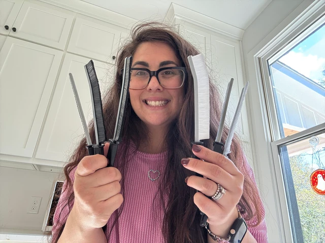 Alt view image 4 of 5 - Crevice Cleaning Brush, Hard-Bristled Gap Scrub Brush, Toilet Gap Cleaning Brush Tool, for Scrub Small Spaces, Kitchen, Bathroom, Corner, Grout, Sink, Window Tracks, Hinges, 6pcs