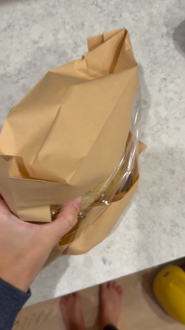 Alt view image 3 of 5 - 30 pack bread paper bags with window, including 30 homemade bread storage label seal stickers (13.7x8.3x3.5 inches)