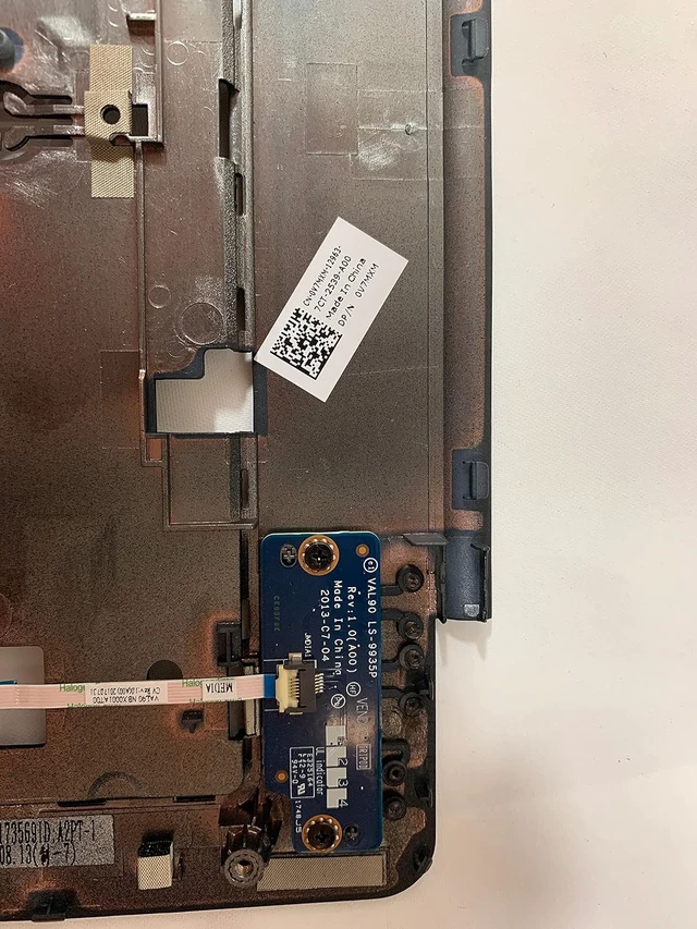 Alt view image 4 of 5 - Laptop Palmrest for DELL Latitude E6440 P38G Black with Fingerprint & touchpad 0V7MXM V7MXM