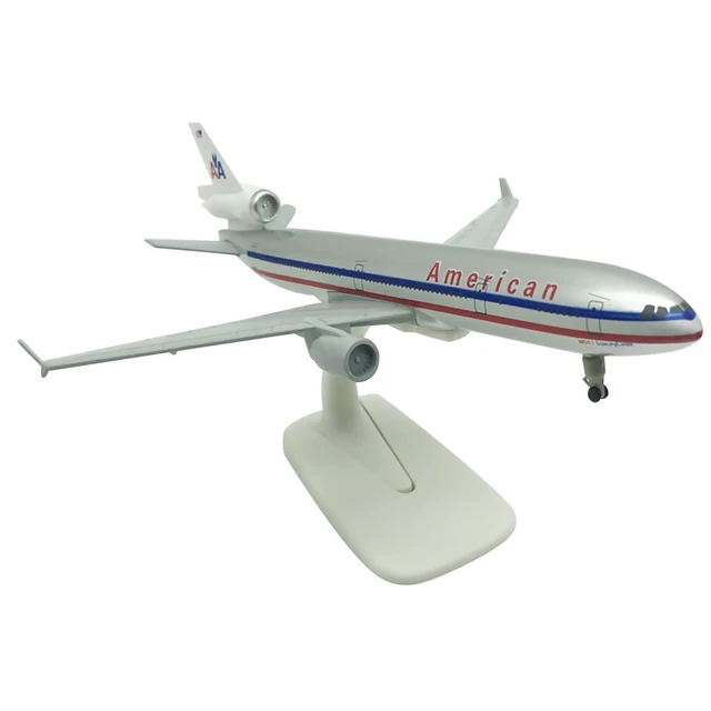 Alt view image 5 of 7 - Collectible American MD-11 Airplane Model Retro and Elegant Gift for Aviation Enthusiasts, 21CM Length