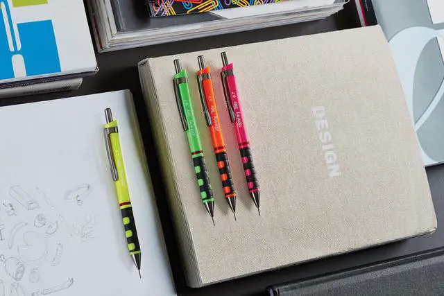 Alt view image 2 of 2 - Tikky Mechanical Pencil Lead 0.7mm, 2B, 12 Lead (R505 706 2B)