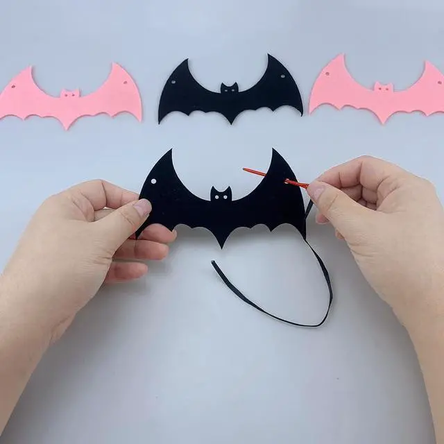 Alt view image 4 of 5 - 3 Pack Black Pink Bat Garland Felt Banner Hanging Bats for Fireplace Haunted House Halloween Themed Party Decorations