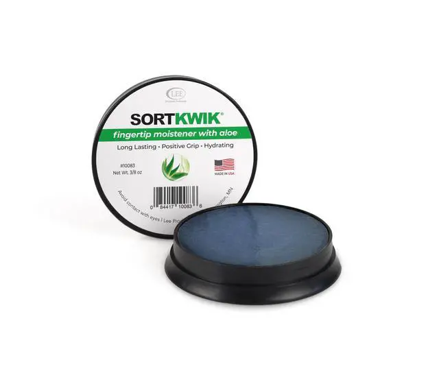 Alt view image 2 of 4 - 10083 Sortkwik Fingertip Moistener with Aloe Non-Toxic, Odorless Grip Enhancer for Paper Sorting and Money Counting 3/8 oz, Clear (Pack of 3)