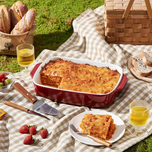 Alt view image 5 of 7 - Large Ceramic Casserole Dish with Lid, 4 QT Baking Dish,Red | 9x13 inch deep rectangular stoneware baking dish with lid, perfect for lasagna, casseroles, baking, serving, and gifting