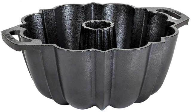 Main image of Cast Iron Fluted Cake Pan