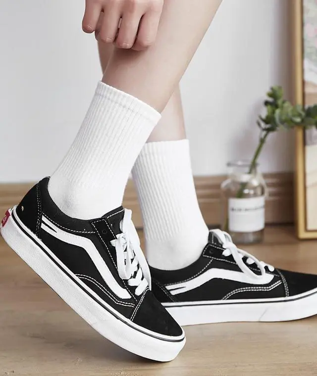 Alt view image 2 of 5 - Womens 3-6 Pack Crew Lightweight Thin Casual Calf Socks Size 6-11 (H001-3W)