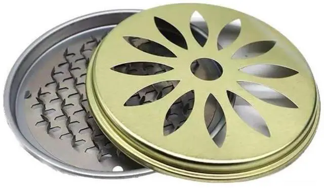 Main image of Mosquito Coil Holder Metal Windproof Coil Incense Burner with Cover Round Fireproof Incense Holder for Home Outdoor Camping Traveling (Copper)