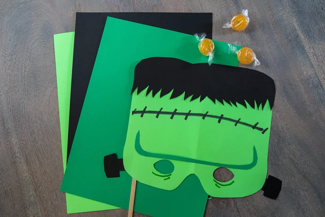 Alt view image 3 of 5 - Mega Collection, Colored Cardstock, Ultra Green, 320 Sheets, 65 lb/176 gsm, 8.5" x 11" - MORE SHEETS! (91678), (Pack of 2)