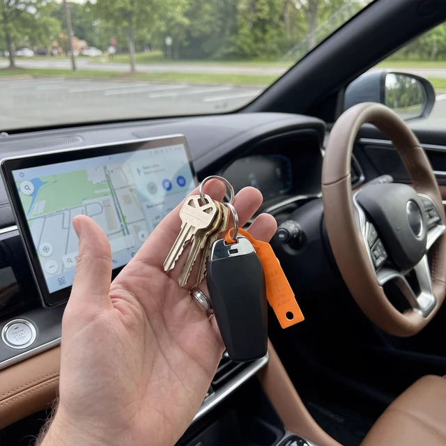 Alt view image 5 of 6 - 2000 Pcs Self Locking Arrow Key Tags,Colorful, 4 1/2 x 3/4 Inch Car Key Labels Self Lock Identifiers Car Parts Tags with 5 Pcs Black Pens for Office Automotive Shop Supplies