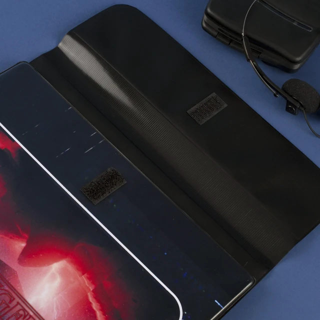 Alt view image 3 of 7 - Trapper Keeper Binder, Stranger Things, 1 Inch Binder with Folders and Pockets, Holds 8-1/2" x 11" Paper, Creatures (261138C)