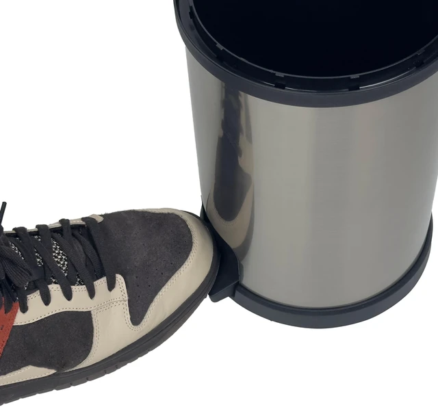 Alt view image 5 of 6 - Mainstays 1.5 Gallon Plastic Step Bathroom Trash Can with Lid, Silver