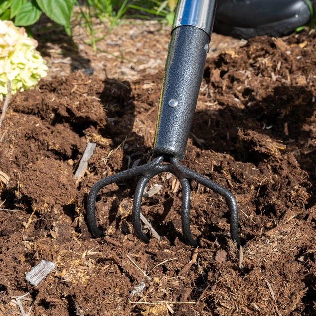 Alt view image 4 of 6 - Expert Gardener 4-Tine Cultivator, Fiberglass Long Handle, with Comfort End Grip