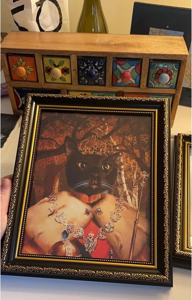 Alt view image 7 of 7 - CozyNestFinds 8x10 Picture Frame with Real Glass, Ornate Vintage 8 x 10 Photo Frames for Wall Decor or Tabletop Display, Black and Gold, 2 Pack