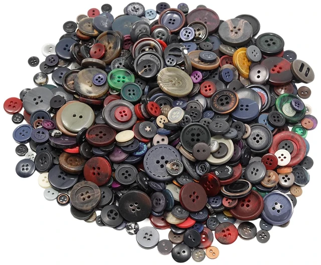Main image of 500-600 Pcs Multicolor Resion Buttons for Crafts, 4 Holes Assorted Sizes Resin Buttons, for Crafting, Arts, DIY, Decoration, Sewing (Multicolor)
