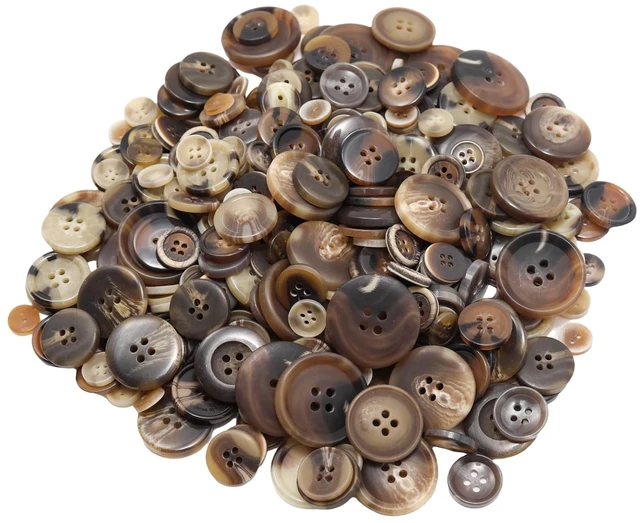 Main image of 500-600 Pcs Patterned Resion Buttons for Crafts, 4 Holes Assorted Sizes Resin Buttons, for Crafting, Arts, DIY, Decoration, Sewing (Patterned)