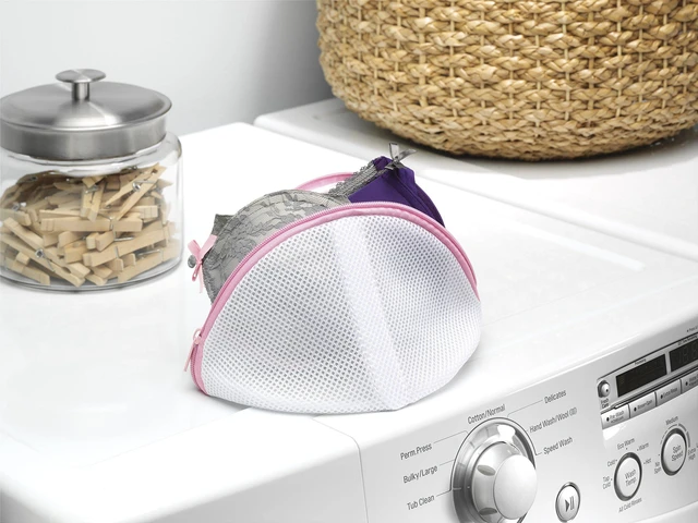 Alt view image 2 of 4 - Mesh Bra Wash Bag White