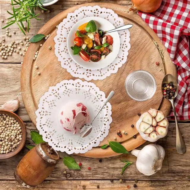 Alt view image 4 of 7 - 100 Pieces Paper Dollies, 4.5 Inch Lace Paper Dollies for Fried Food, Round Disposable Placemats Paper for Table Cakes Desserts White