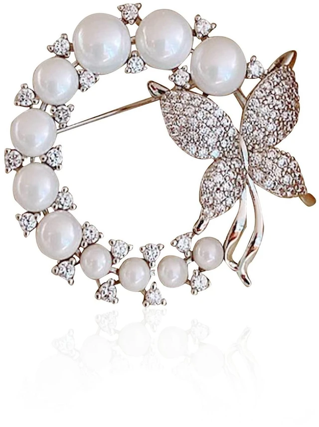 Main image of Aishgjia Multicolor Rhinestone Pearl Crystal Butterfly Cute Animal Brooch Pin Lapel Pin for Women Decoration Gift Fashion Wedding Jewelry (E-Silver)