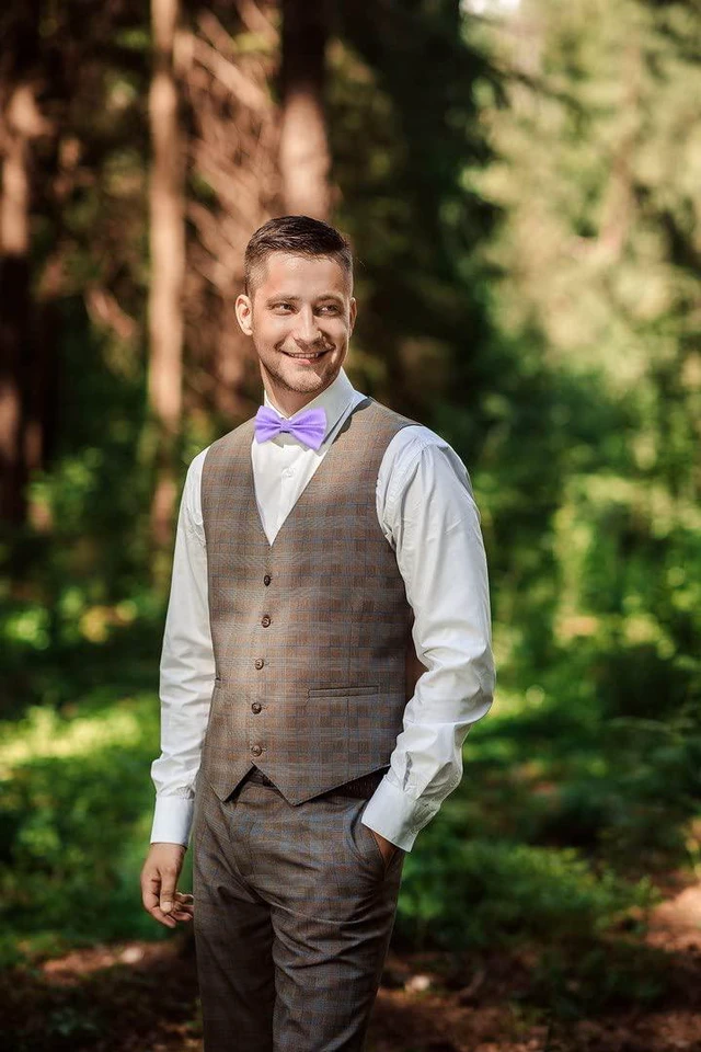 Alt view image 6 of 6 - Alizeal Mens Solid Mini Squares Formal Banded Bow Ties (Lilac)