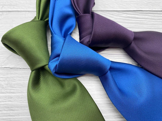 Alt view image 5 of 6 - Mens 58'' Regular Royal Blue Solid Tie Formal Cravat Necktie + Gift Box