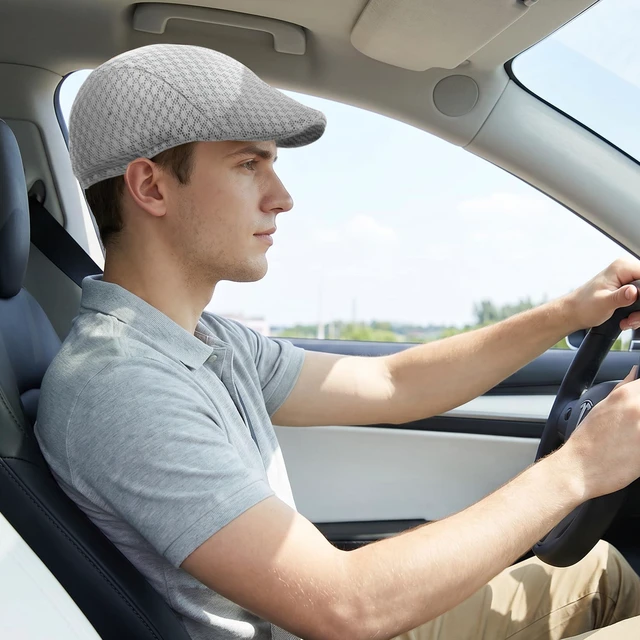 Alt view image 5 of 7 - Pistha Men's Mesh Newsboy Cap Breathable Summer Flat Cap Beret Hat for Golf Driving and Hunting,Light Grey