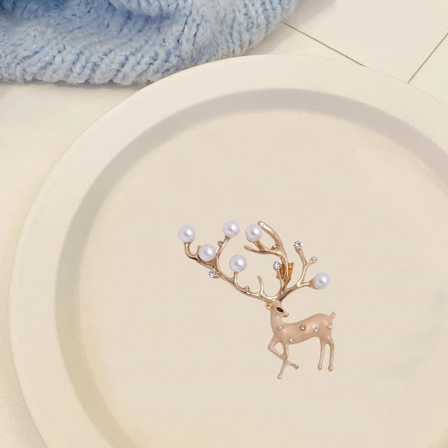 Alt view image 6 of 7 - Seakuur Christmas Deer Brooch Rhinestone Crystals Xmas Label Pin Breast Pin Christmas Jewelry Gift for Women (Gold)