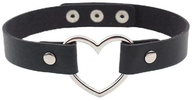 Main image of Yocoyee Love Heart Leather Choker Gothic Punk Necklace Soft PU Collar Chain Adjustable Daily Party Dressing Jewelry for Women-Black