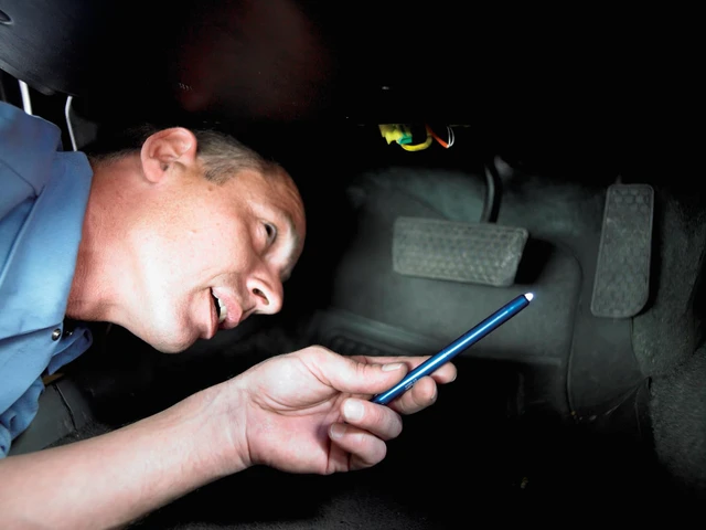 Alt view image 2 of 4 - 65050 Stylus 11-Lumen White LED Penlight, Blue | 11 lumens; runs on 3 AAAA alkaline batteries; multi-mode lighting; IPX-rated water resistant; impact-resistance tested