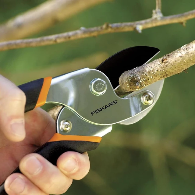 Alt view image 2 of 7 - Power-Lever Anvil Pruning Shears, 5/8" Cut Capacity Garden Clippers | Best for Dry, Dead Stems and Small Branches, Power-Lever Technology Provides More Cutting Power, All-Steel Construction