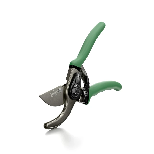 Alt view image 3 of 6 - 2-Piece Pruning Tool Set Includes 8 in. Bypass Pruning Shears for Live Plants and Soft Stems, and 7.5 in. Folding Saw for Cutting Thick Branches