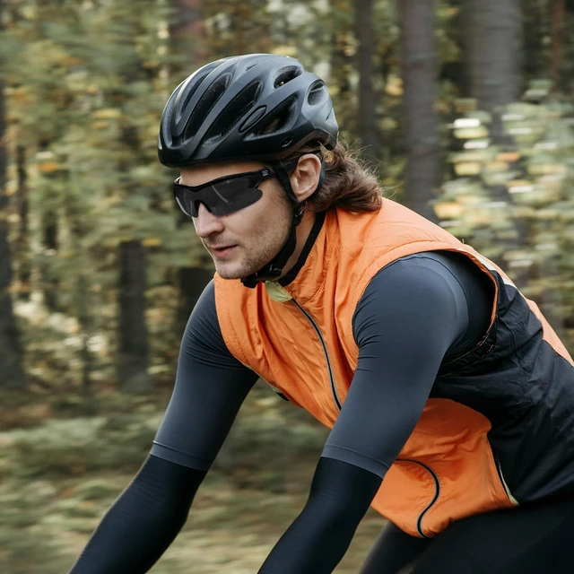 Alt view image 5 of 7 - Cycling Bluetooth Glasses with Open-Ear Hi-Fi Audio, AI Noise-Canceling Mic, UV400 Protection, IPX4 Waterproof, All-Day Battery, Ultra-Light 40g, Wind Noise Reduction, for Biking, Running & Scootering