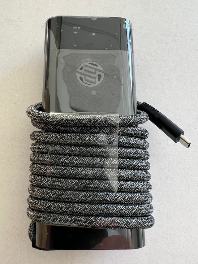 Alt view image 4 of 6 - AC Adapter