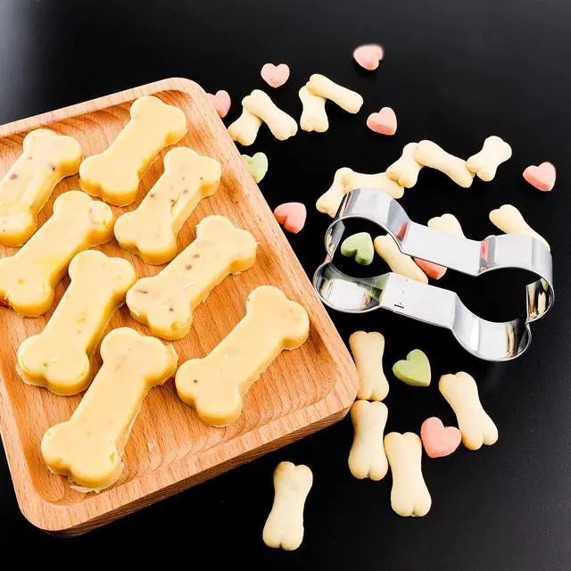 Alt view image 4 of 7 - Dog treats Cutters Set 6 Pieces Dog Cookie Cutter sets Different Sizes Mini Small Medium Big Cut Out for Homemade Treats and Baking