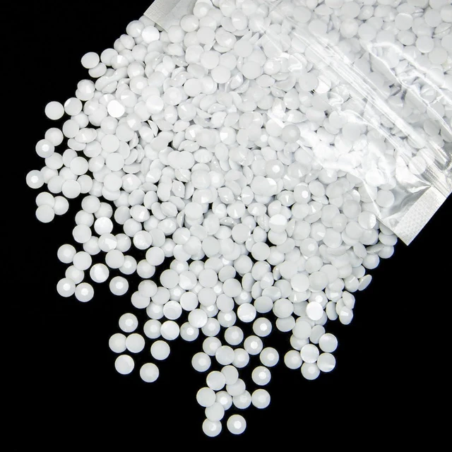 Main image of qiipii 5300PCS 3mm Solid White Resin Rhinestones for Crafting SS10 Pure White Flat Back Jelly Stones Bulk Dark White Diamonds Gems for Nails Face Eyes Makeup Tumblers Bottles DIY Crafts Shoes Phones