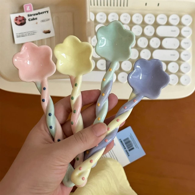 Alt view image 7 of 7 - 4-Piece Set Vintage Ceramic Afternoon Tea/Coffee Stirring Spoon, Floral Relief & Beaded Dessert Spoon, Handmade Long-Handled Coffee/Loose-Leaf Tea Spoon; Dimensions: 5.9 x 1.5 inches (15 x 4 cm)