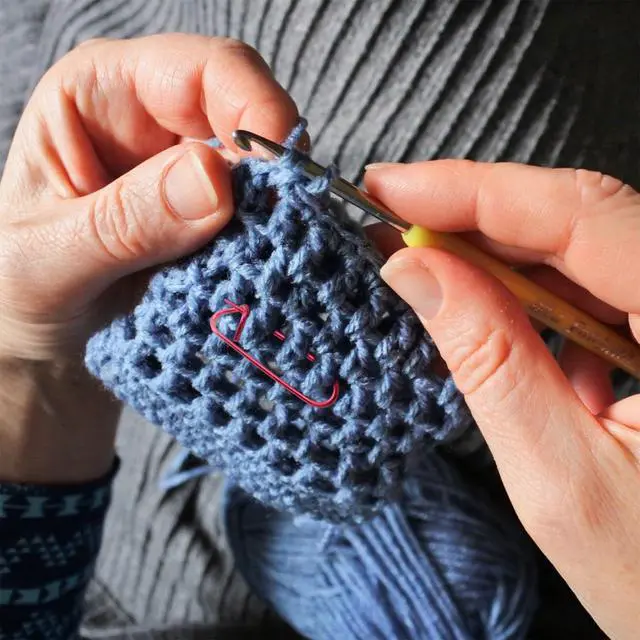 Alt view image 5 of 7 - 6 Size Stitch Holders for Knitting, Smooth Big Safety Pins | Lightweight Aluminum Alloy, Stay Closed, Yarn Knitting Stitch Holder, Needle Marker for Sweaters, Gloves, Crochet DIY Craft