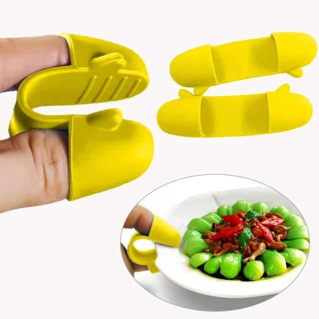 Main image of 1 Pair Mini Silicone Finger Oven Mitts Heat Cold Dirty Hurt Resistant, Versatile Little Tool such as Pot Holders, Finger Food Tongs, Coffee Filter Separators Clips (Yellow)