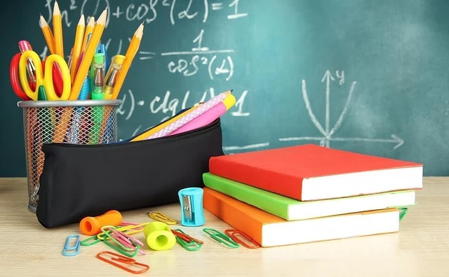 Alt view image 4 of 5 - Middle and High School Supplies Kit for Boys, Girls Home, School Classroom Must Haves Essentials Kit for 5th - 12th Grade Includes Notebooks, Folder, Pencils, Earbuds, Notepad, Binder
