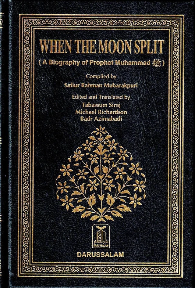 Main image of When the Moon Split (Hardcover, black and white edition): 0807341602920