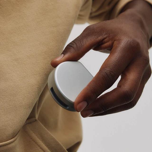 Alt view image 6 of 7 - Ring 5 Official Charging Case - Size 6 Up to a Month of Battery Life, USB-C Cord Compatible