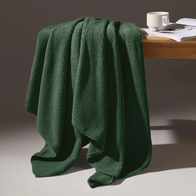 Alt view image 4 of 6 - 6-Piece Bath Towel Set - 2 Washcloths, 2 Hand Towels, 2 Bath Towels | Ultra-Fiber Coral Fleece, Super Absorbent, No Lint & No Fading | Perfect for Bathroom, Spa, Gym | Family -Olive Green