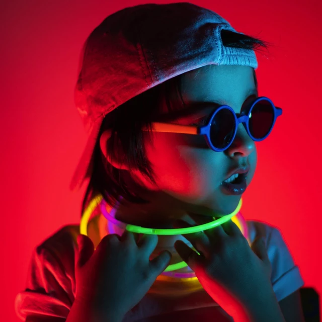 Alt view image 6 of 7 - 209pcs Glow Sticks Bulk Party Pack includes 100 8" Glow Sticks and 109 Accessories, with bonus connectors for glow sphere and eye glasses, for Party Festivals Rave Halloween
