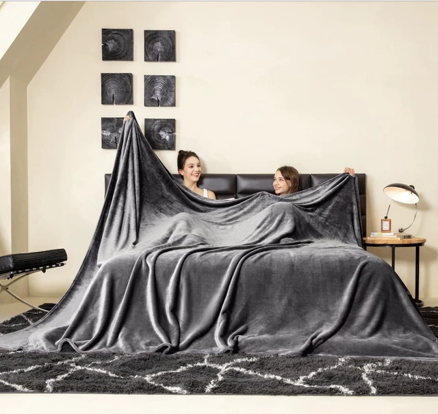 Main image of Oversized King Fleece Blanket 120x138 inches, Soft Cozy Warm Giant Extra Large 10'x11.5' Blanket for Bed, Sofa, Couch,Travel, Camping, California Huge Flannel Big Throw Blanket, Dark Grey