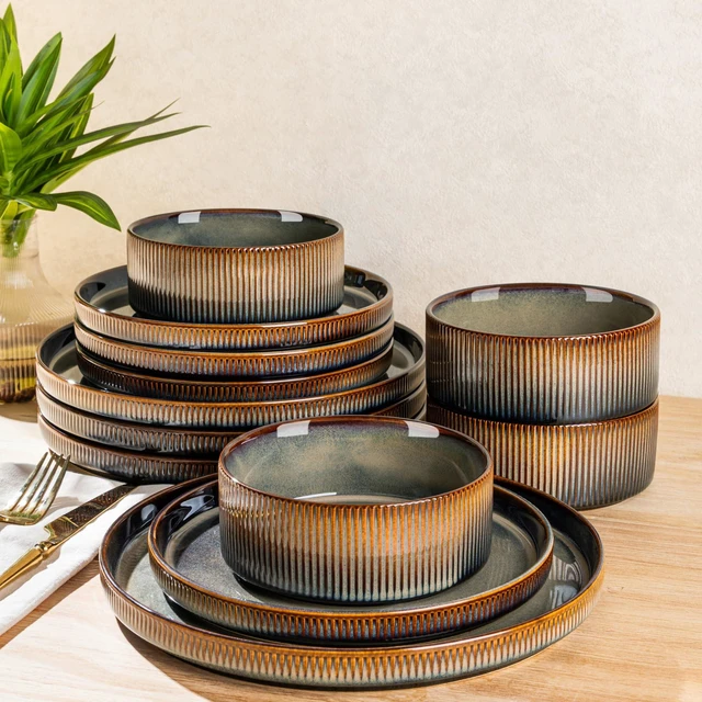 Main image of Ceramic Dinnerware Set for 4, 12-Piece Plates and Bowls Set
Lightweight Porcelain Dish Set, Scratch Resistant, Oven & Microwave & Dishwasher Safe, Cocoa Mocha