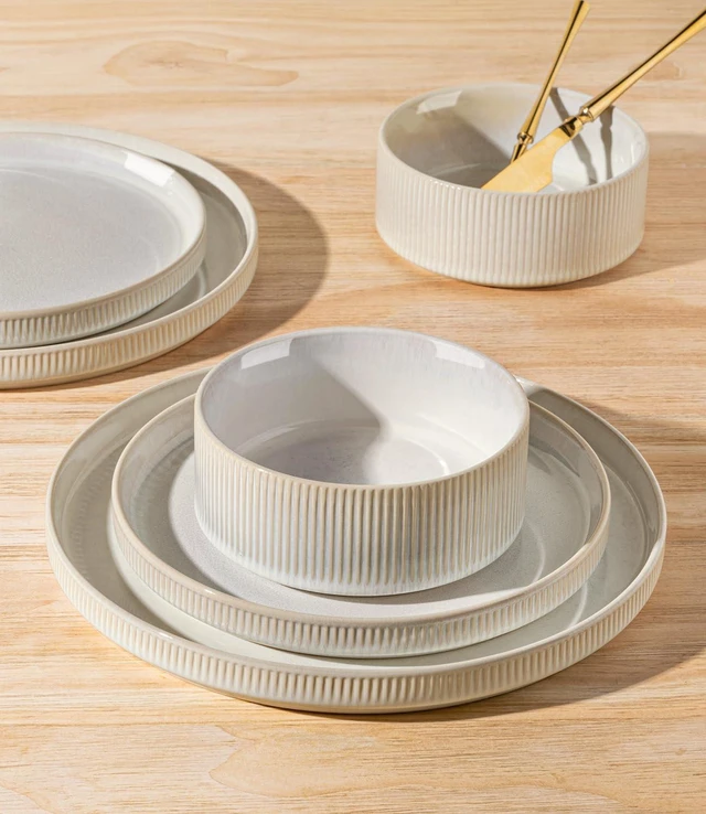 Alt view image 4 of 7 - Ceramic Dinnerware Set for 4, 12-Piece Plates and Bowls Set
Lightweight Porcelain Dish Set, Scratch Resistant, Oven & Microwave & Dishwasher Safe, Reactive White