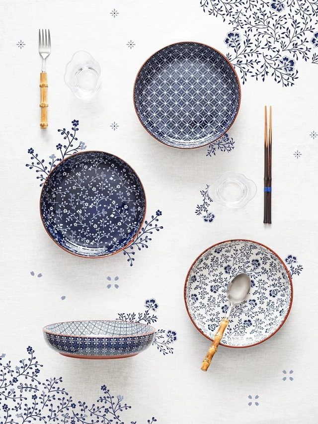 Alt view image 3 of 7 - Pasta Bowl 32 oz, Ceramic Salad Bowl Set of 4, Japanese-Style Porcelain Bowls for Pasta, Salad, Soup, Noodle, Rice, Microwave & Dishwasher Safe - 8.2 Inch, Blue & White