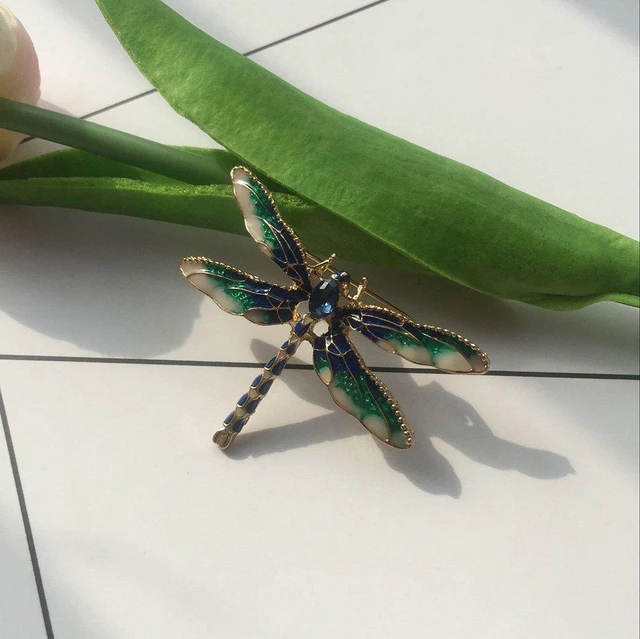 Alt view image 4 of 7 - Pretty Enamel Red Blue Dragonfly Brooch Pin Charm Women Men Pin Jewelry (Green)