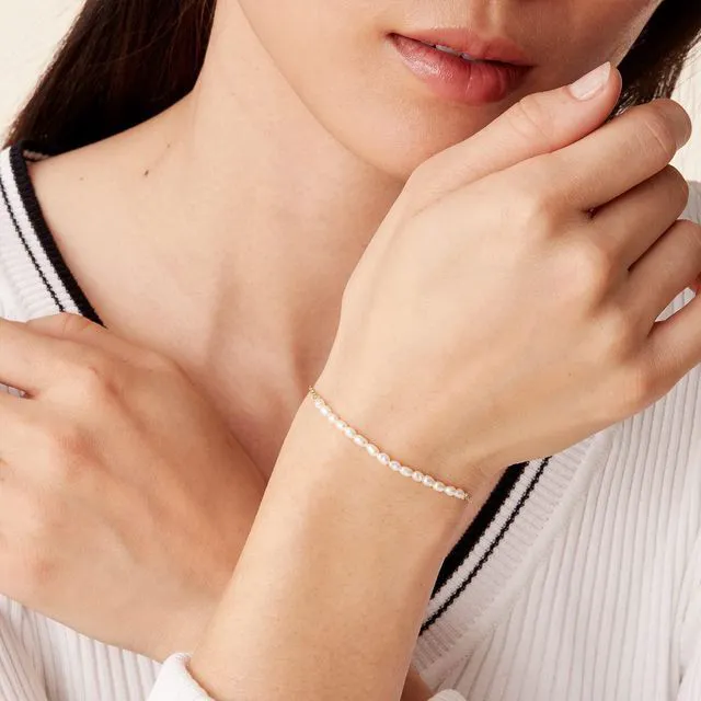 Alt view image 2 of 5 - Freshwater Pearl Beaded Bracelet for Women, Yellow Gold, Pearl