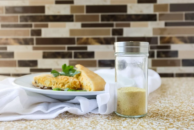 Alt view image 3 of 7 - Glass Spice Jar With Stainless Steel Shaker Lid, 4 Ounce Clear Seasoning Shaker