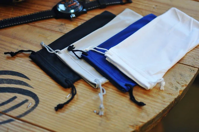 Alt view image 2 of 5 - BRAND 4X Microfiber Sunglasses Glasses Gadgets Cleaning & Storage Pouch